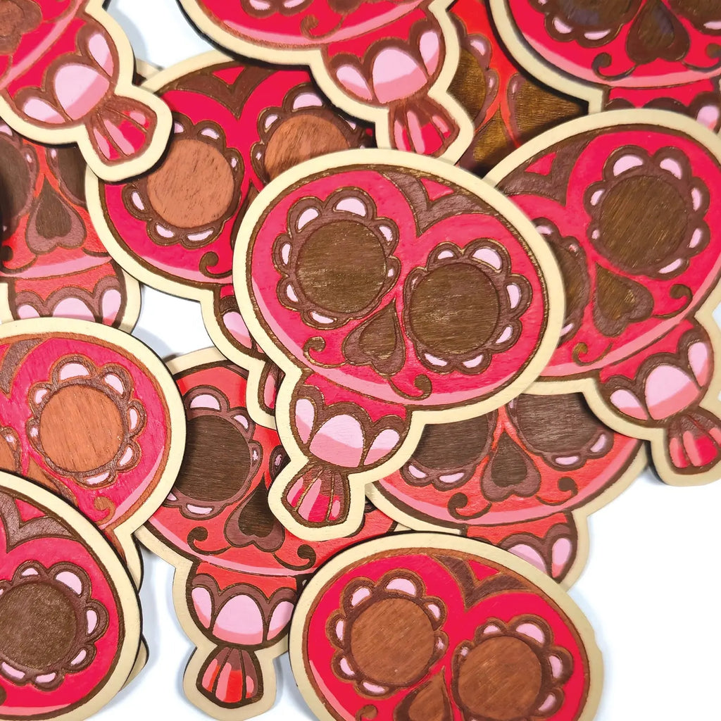 tas de magnet en bois rouge viva catrina