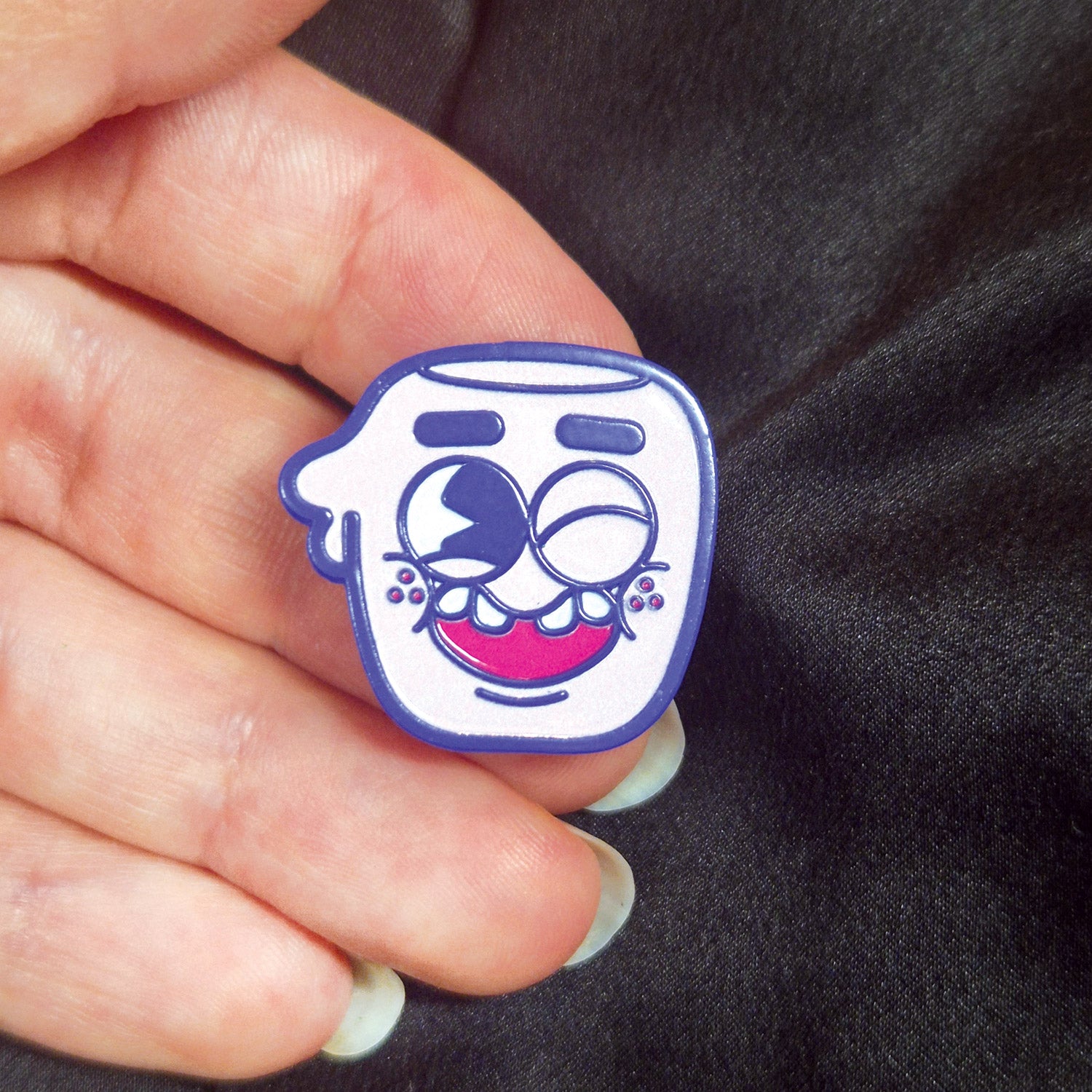 Pin's Chamallow Miams en métal émaillé